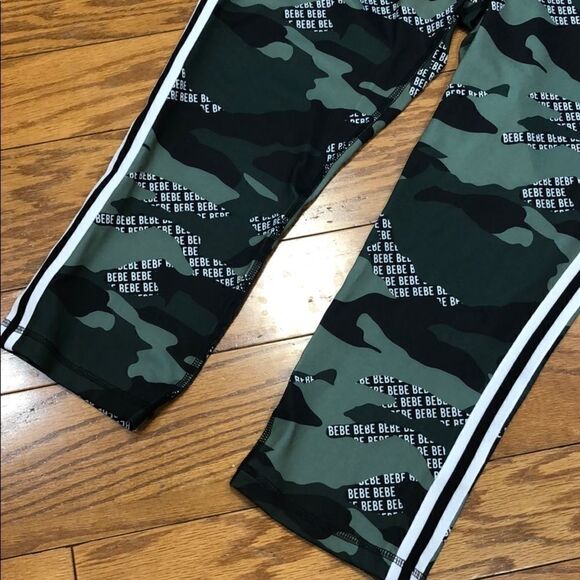 Bebe Sport Logo Camo Yoga Capris Sz L - Picture 4 of 9